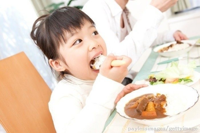 【染み抜き方法】家庭で簡単にできる染み抜き方法を汚れタイプ別で紹介