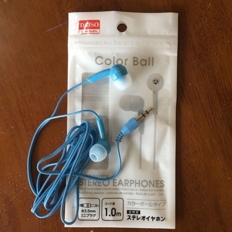 音質UPの裏ワザも！ダイソーの100円＆200円イヤホンを比較レビュー