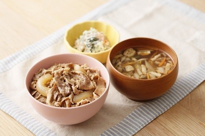 ＜PR＞“あのお店”の味がおうちでも!!時短＆アレンジにも活用できるストック食材って？