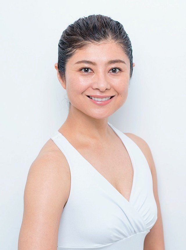 わずか10秒で整形級に若返る！「顔ヨガ」でほうれい線にさようなら！