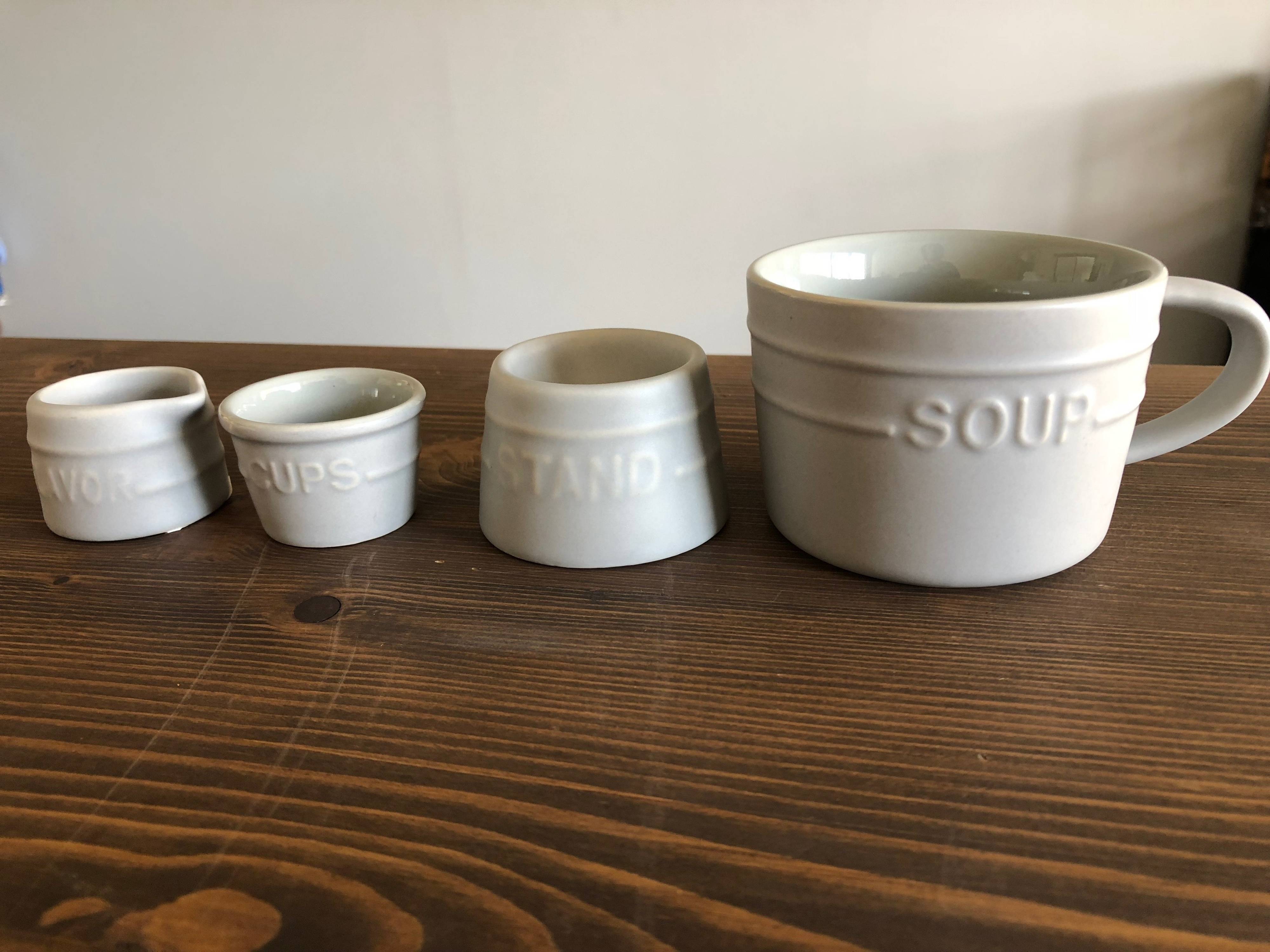 使い方いろいろで種類も豊富！セリアのモノトーンシリーズが高見え