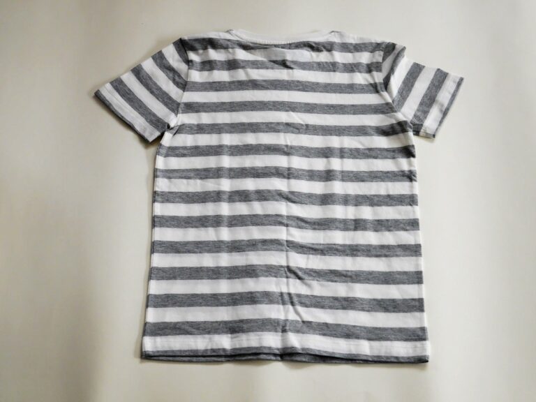 【動画で解説】Ｔシャツのショップ風たたみ方＆すっぽり入る収納法