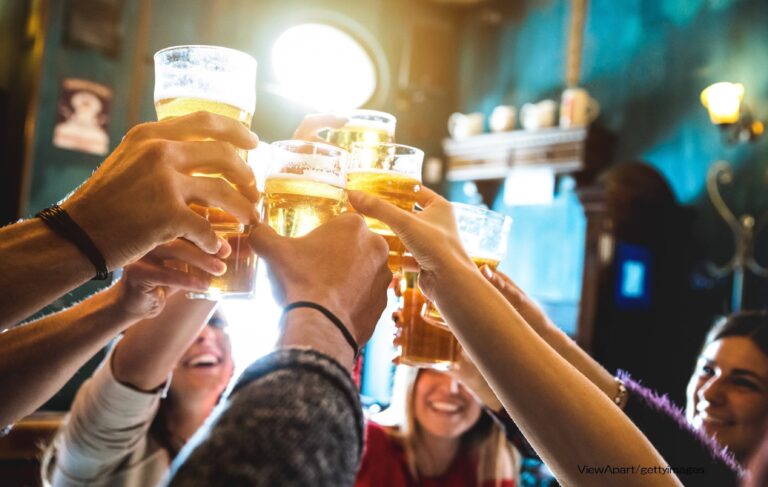 金運がアップするお酒の飲み方ＶＳダウン飲み方【Dr.コパの風水解説】