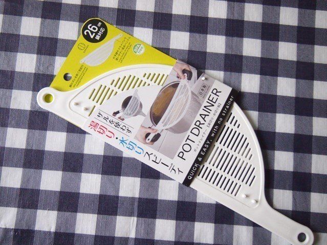 面倒すぎる湯切り・水切りが超ラクになる100均の名品