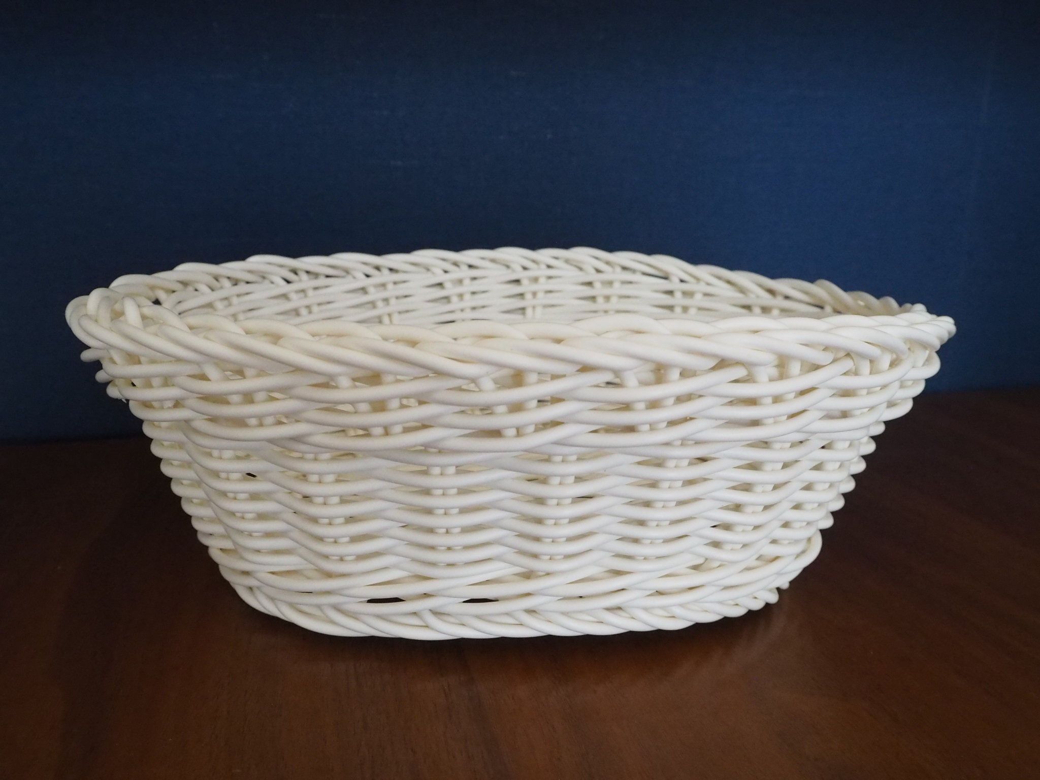 水洗い、レンジ使用OKなダイソー「オーバルバスケット」が便利！