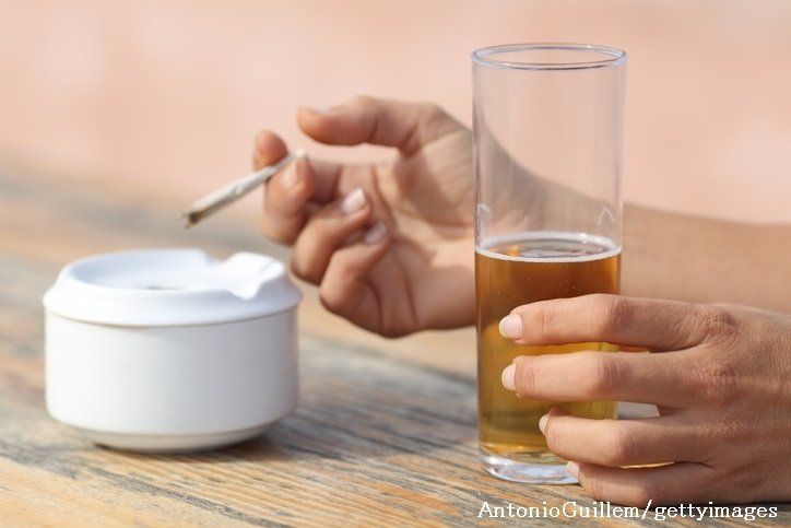 居酒屋でもタバコは遠慮すべき？ママ友同士の飲み会