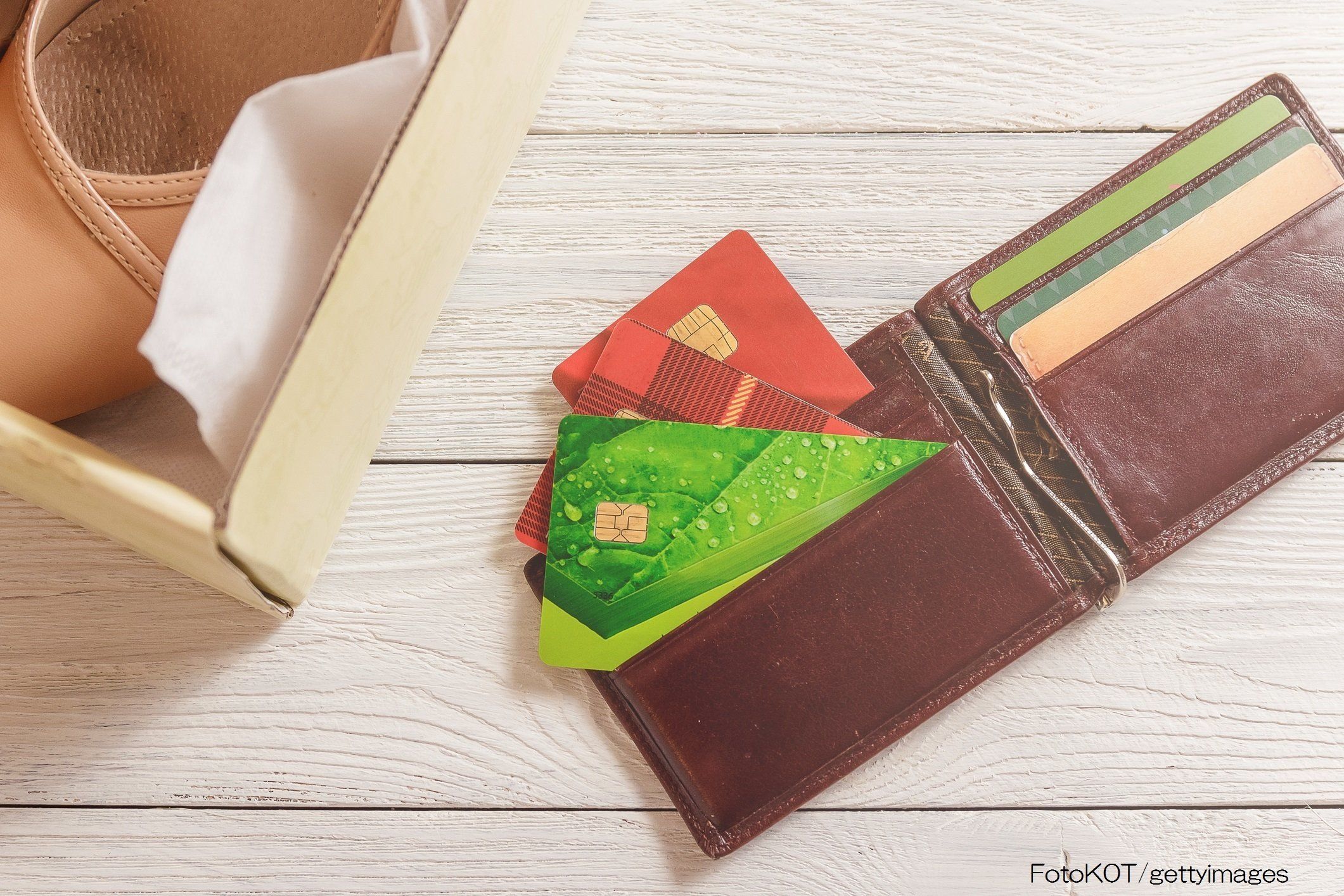 金運アップのために…使い終わったお財布は捨てる？残す？【Dr.コパの風水解説】