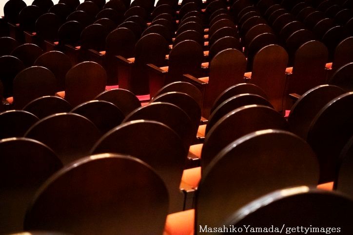 出席するのは当たりまえ？大学生になる子どもの入学式