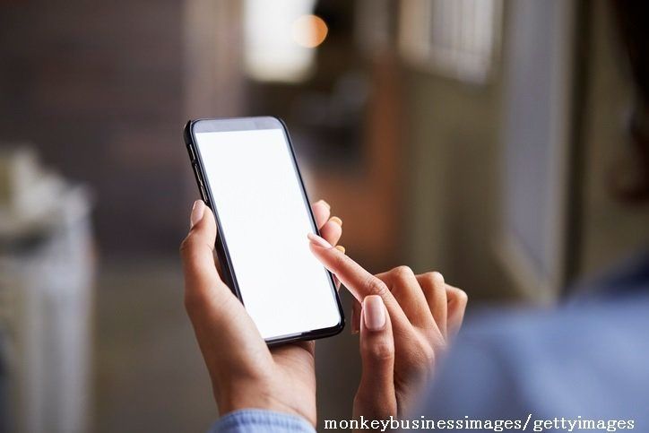 夫婦間でお互いの携帯を勝手につかうのはあり？なし？