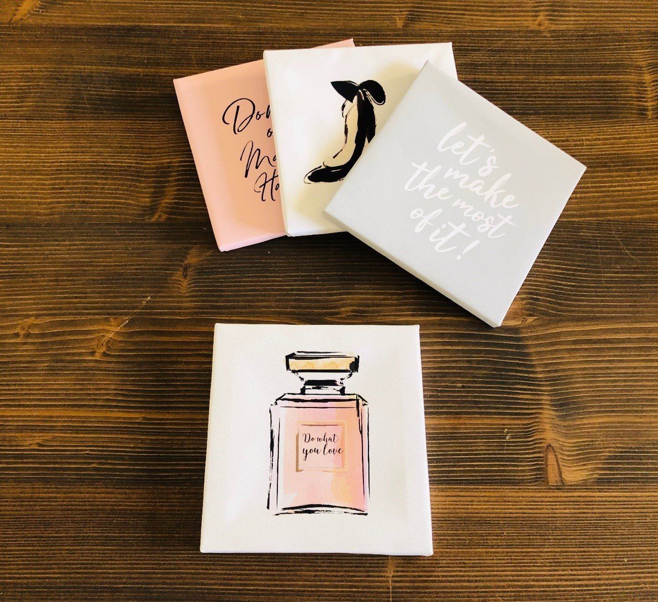 100均のアートパネルでおしゃれ&機能的な収納が実現