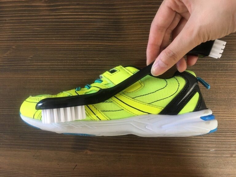 100均で買える！靴洗いをラクにしてくれるおススメグッズ