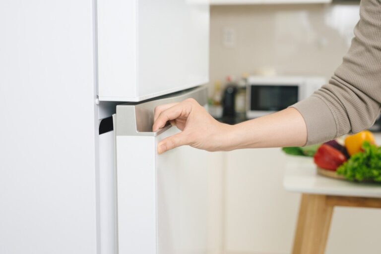 冷蔵庫を片付ければ誰でも貯められるようになる！簡単３ステップ