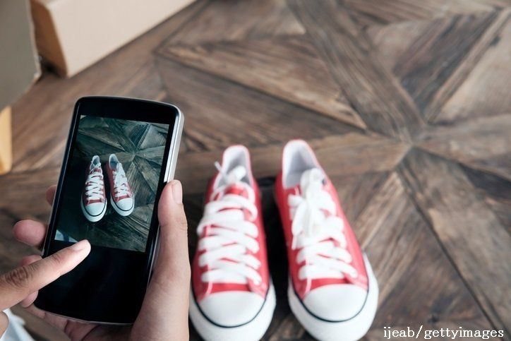 メルカリで月数万円稼いだ達人たちのマル秘テク5選！