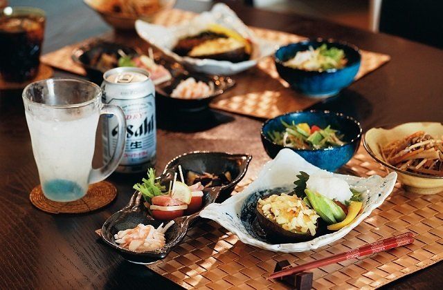 子どもが独立して2人暮らし、家事や家計はどう変わった？