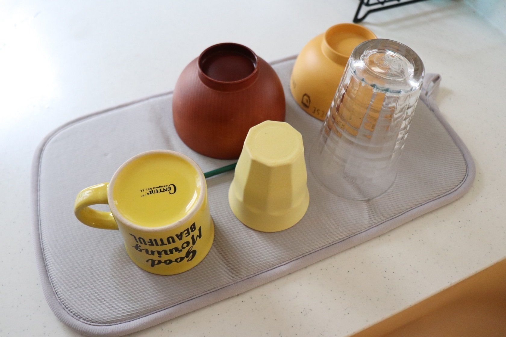 水切りかごレスでスッキリ！ニトリ「吸水マット」