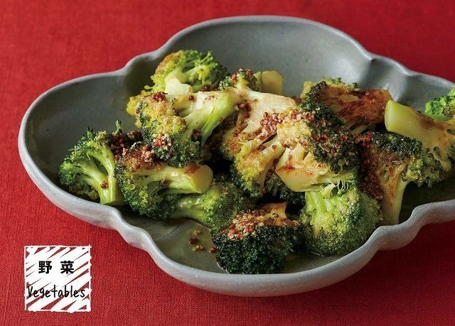 冬はホットサラダが◎ホクホク美味しい「焼きブロッコリー」