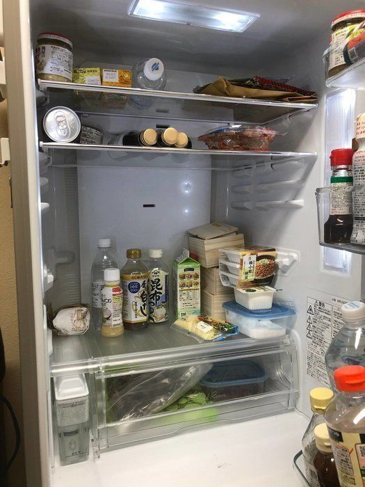 入れるだけで自然と整う。冷蔵庫をすっきり綺麗に整理整頓するコツ♪