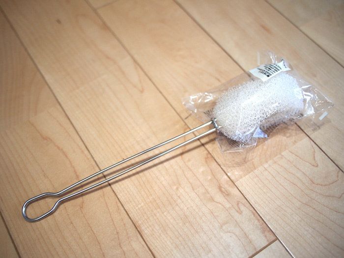 無印良品の「柄つきスポンジ」で水筒やピッチャーの汚れが簡単に落ちる！