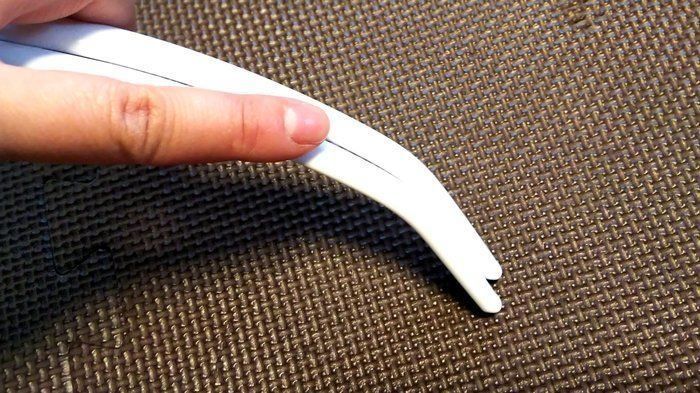 ただのハンガーじゃない！大切な冬服にはキャンドゥ「肩がとがりにくいアーチハンガー」を使うべき理由