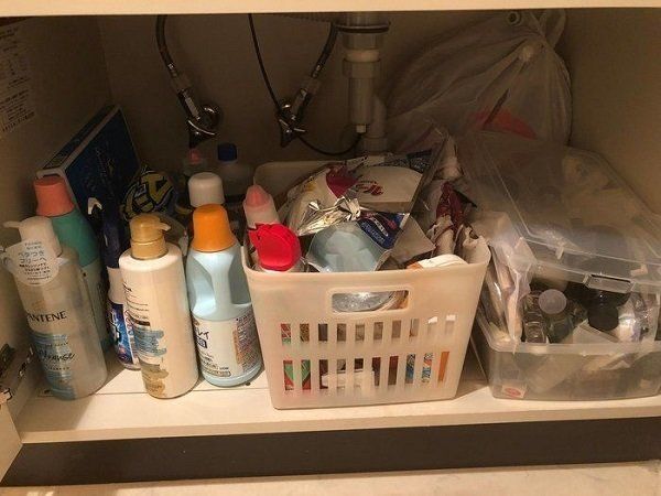 洗面台下のゴチャゴチャは、100均のアレで解決できた！