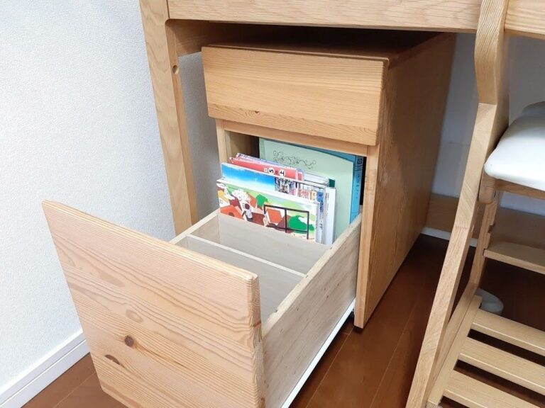 子どもといっしょに増え続ける教科書を見直しませんか？「教科書」の処分方法とタイミング