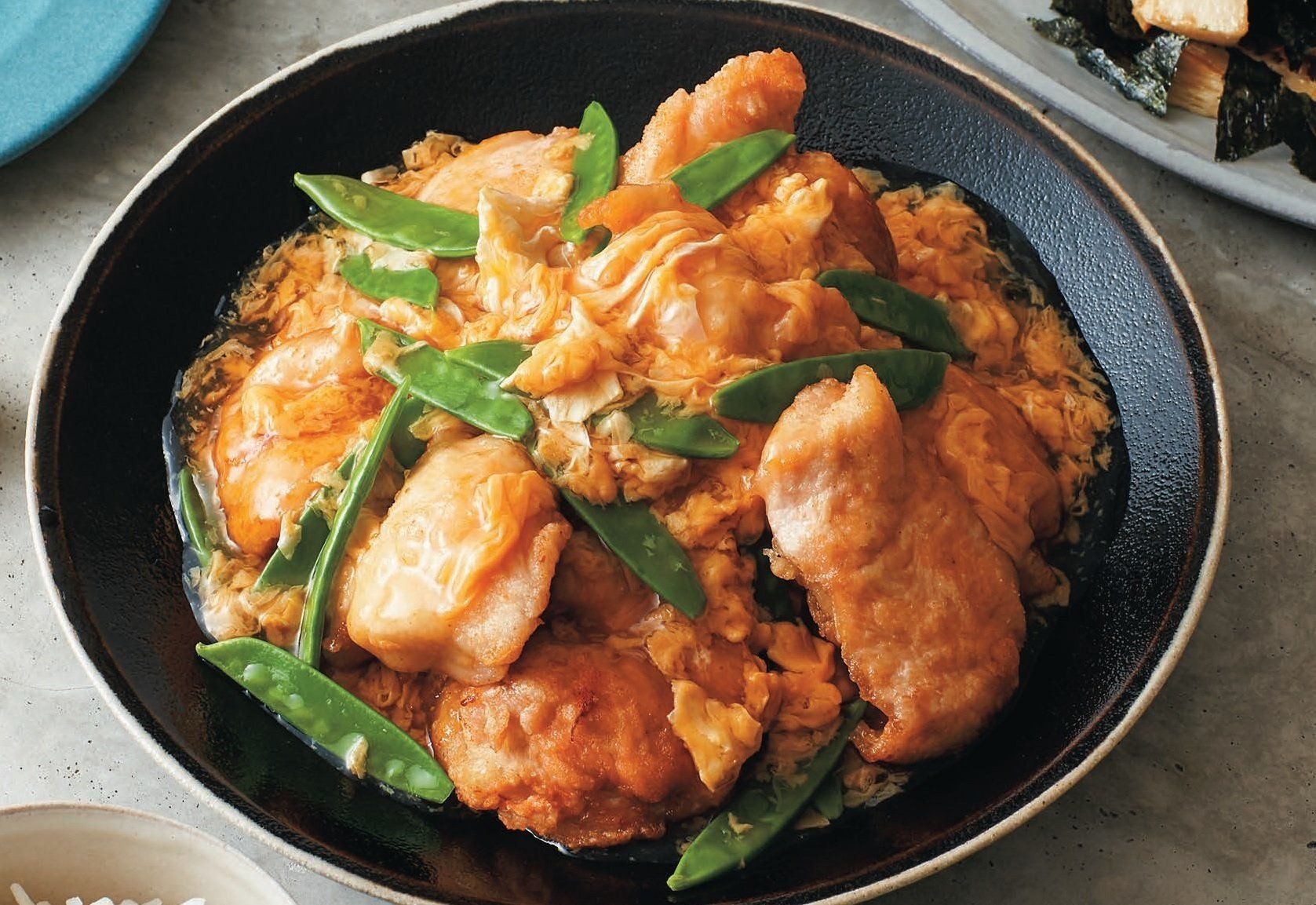 とろんとした和風甘酢あんがたまらない！鶏胸肉の卵甘酢あんかけ