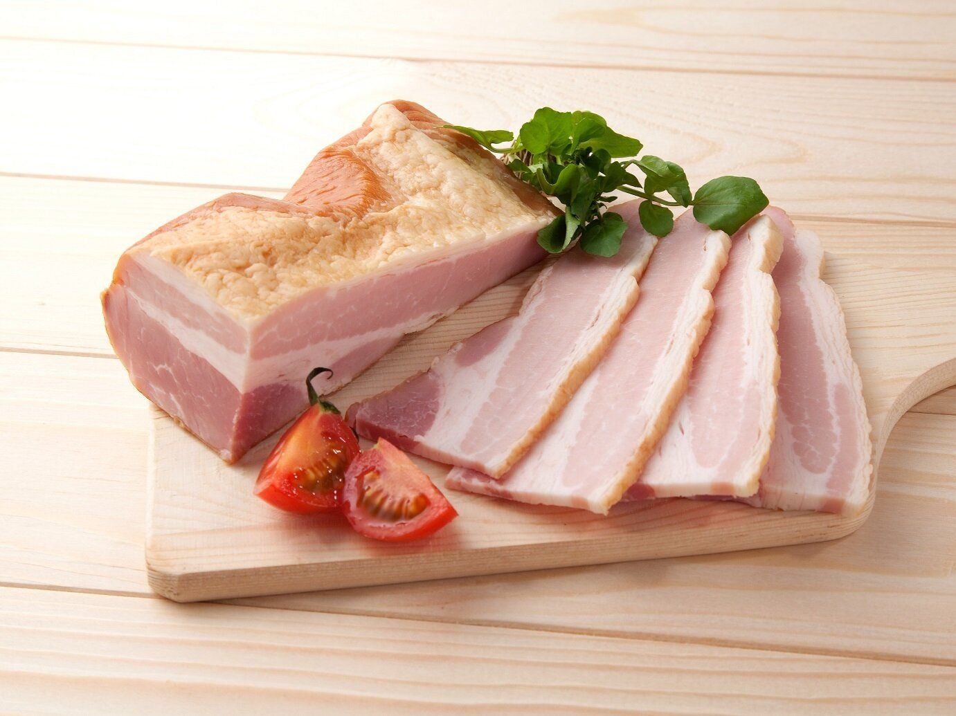 【管理栄養士監修】賞味期限切れの「ベーコン」はいつまで食べられる？保存方法も解説