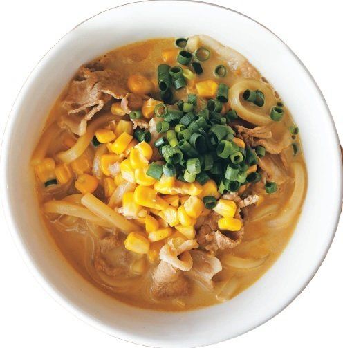 めんつゆとルウで生まれるこくがたまらない♪クリーミーカレーうどん