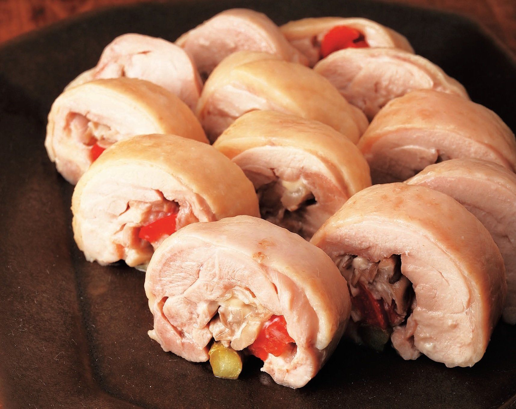 レンチンならではのしっとり＆驚きの柔らかさ！レンチンチキンロール蒸し