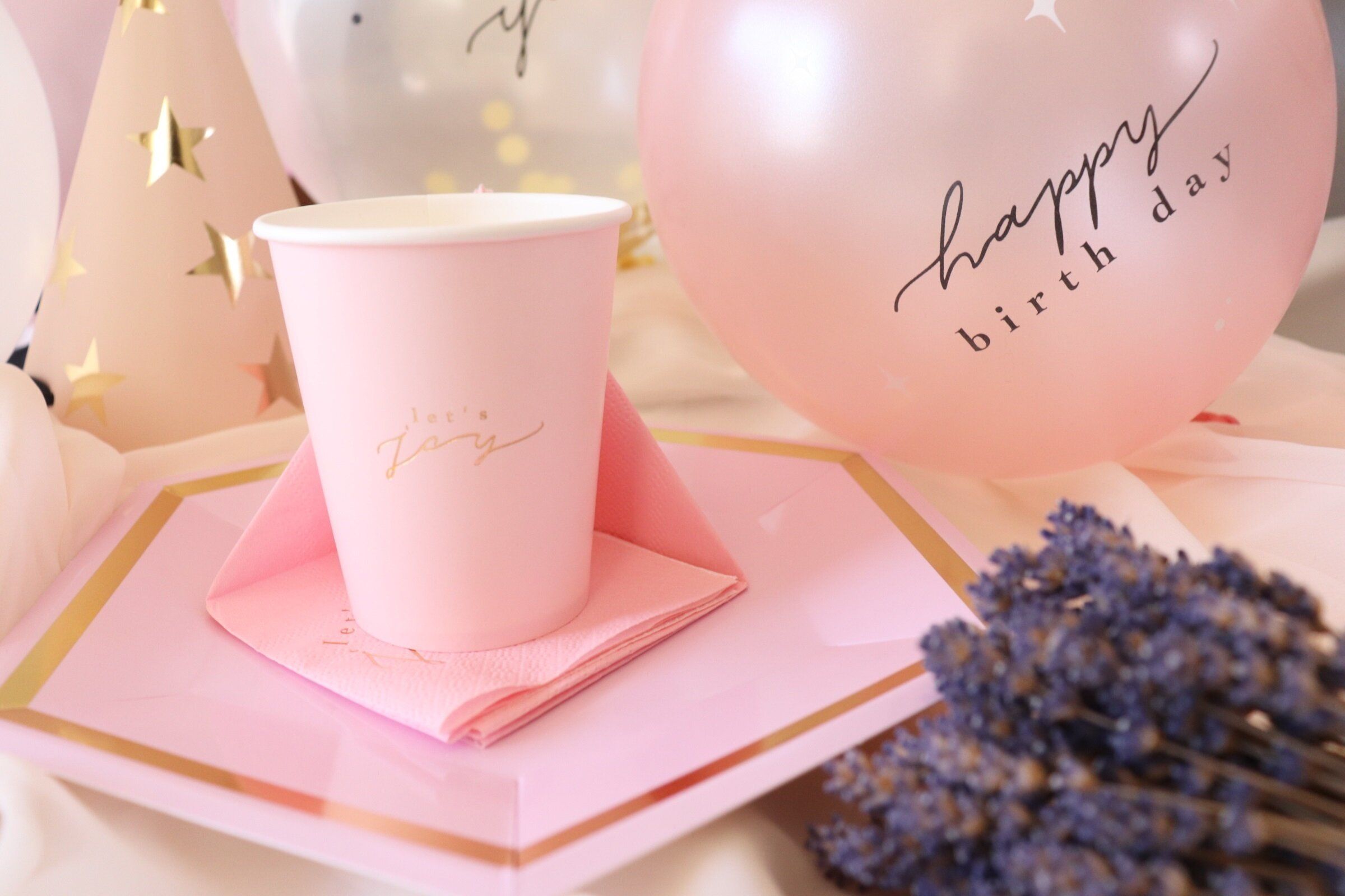 これが100均!?ダイソーで手に入るおすすめパーティーグッズ