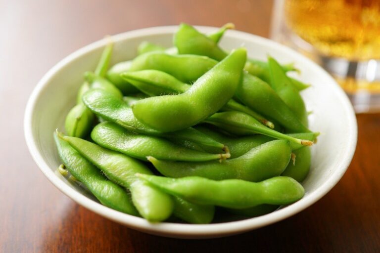 【管理栄養士監修】「枝豆」の主な栄養素とカロリーまとめ！おすすめな調理方法とレシピ3選