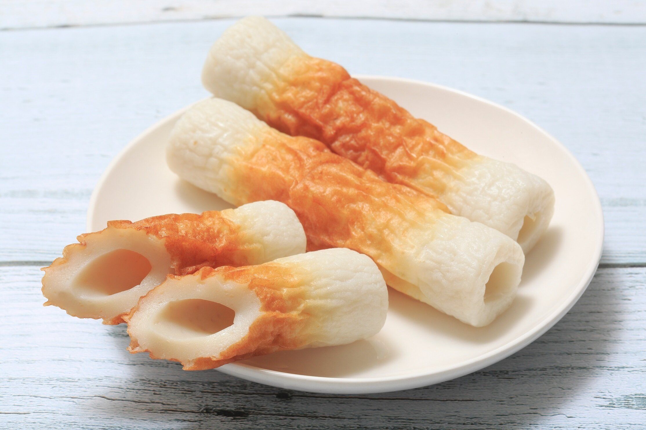 【管理栄養士監修】「ちくわ」の賞味期限切れはいつまで食べられる？正しい保存方法は？