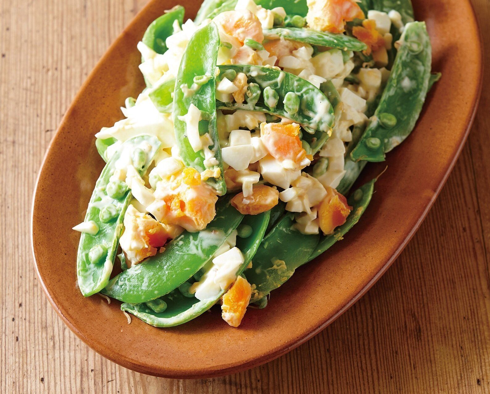 彩り鮮やかでパリッとした食感♪スナップえんどうのタルタルサラダ