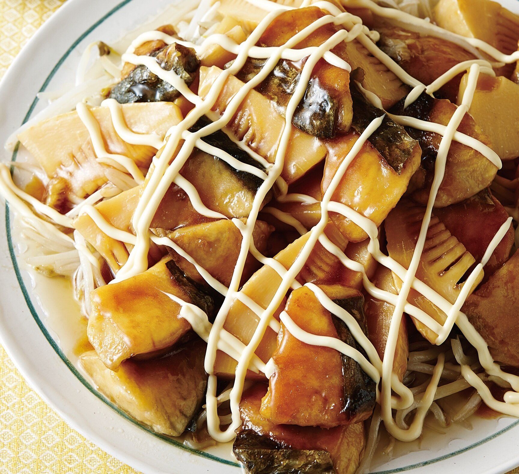 シャキシャキもやし＆マヨネーズで軽やかに♪さわらとたけのこの甘酢マヨ