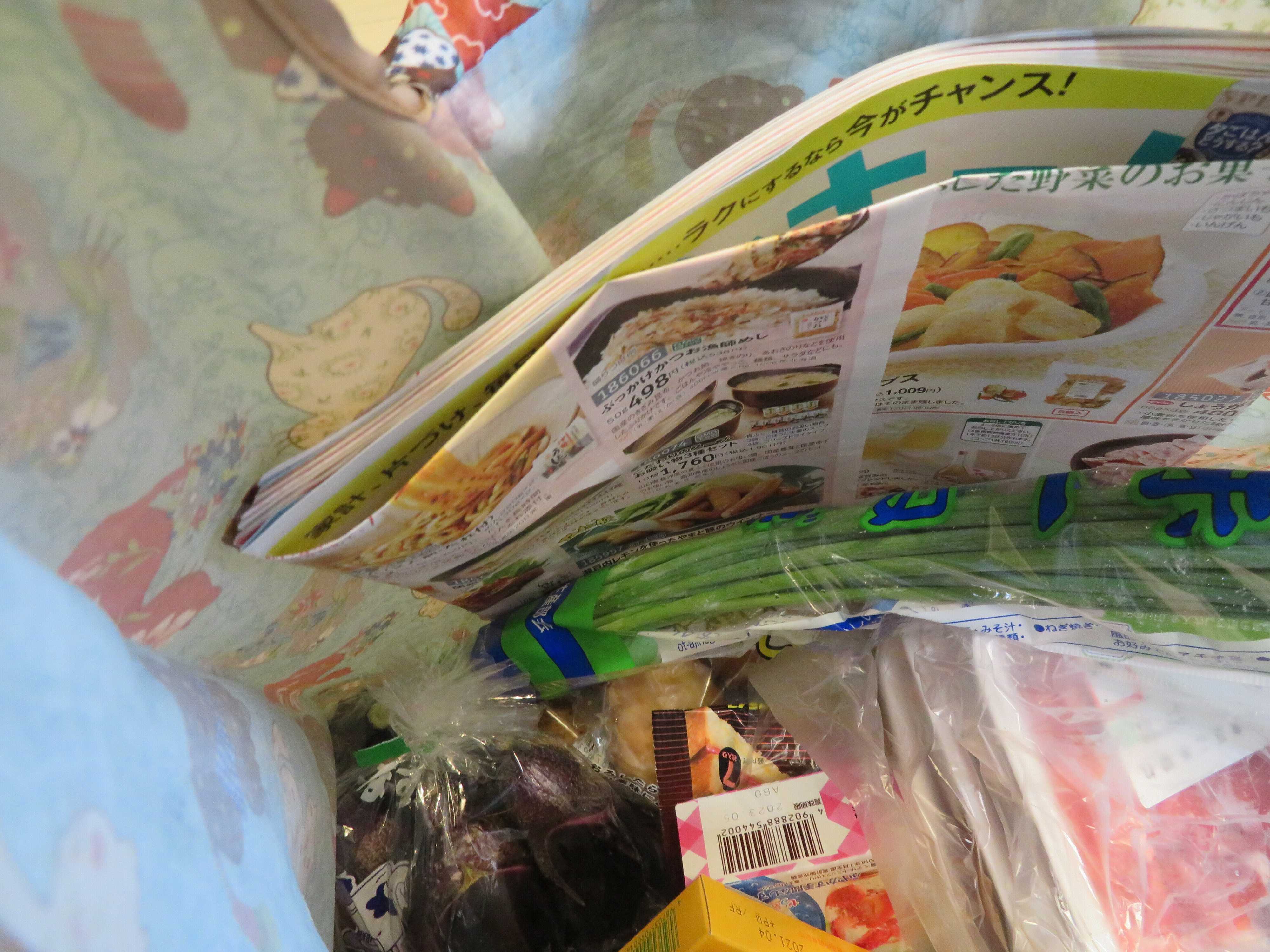 エコバッグには仕切りが必要！身近なもので簡単に作ろう