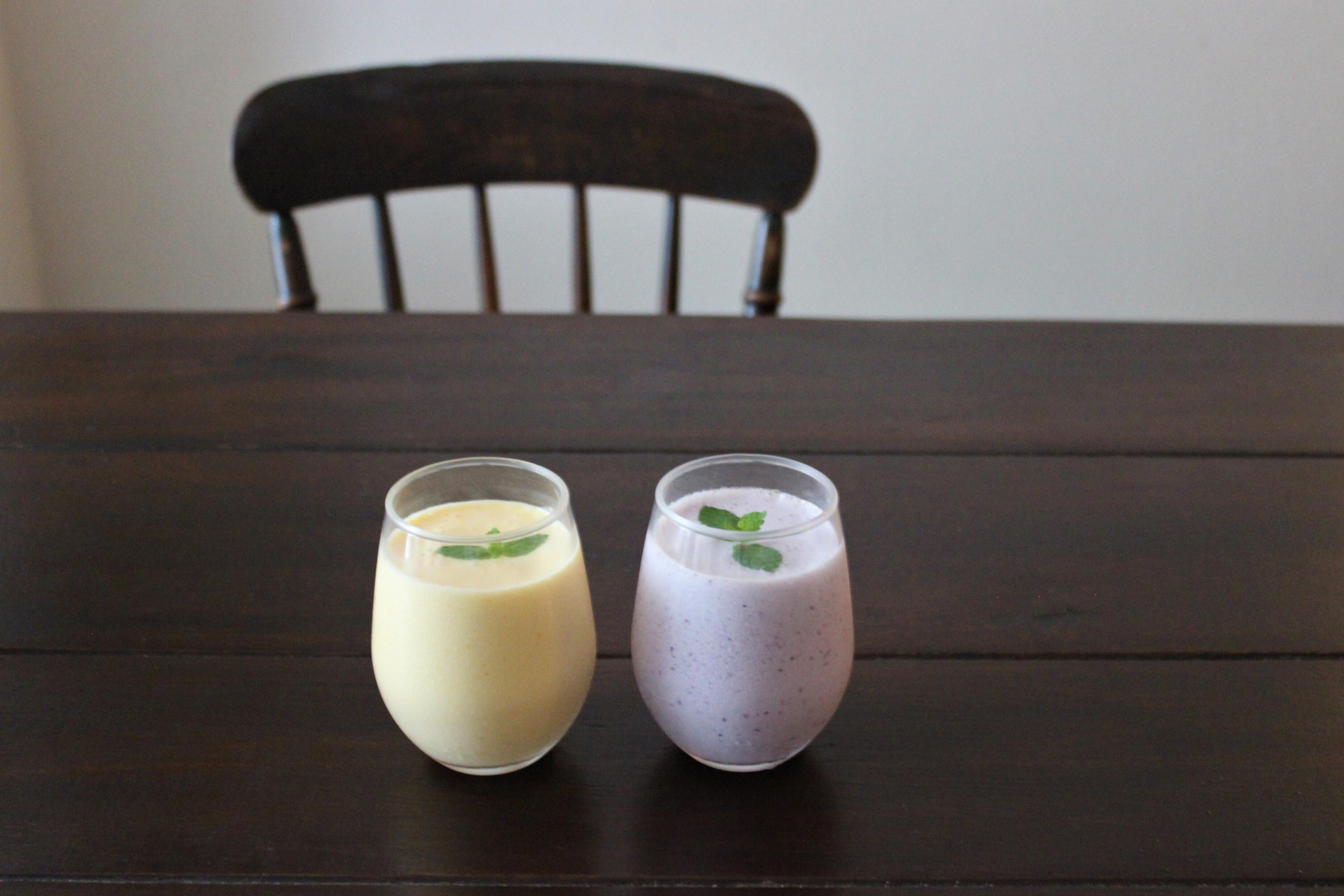 牛乳とヨーグルトだけで簡単ラッシー！大人も子供も楽しめる夏にぴったりな簡単ドリンク！