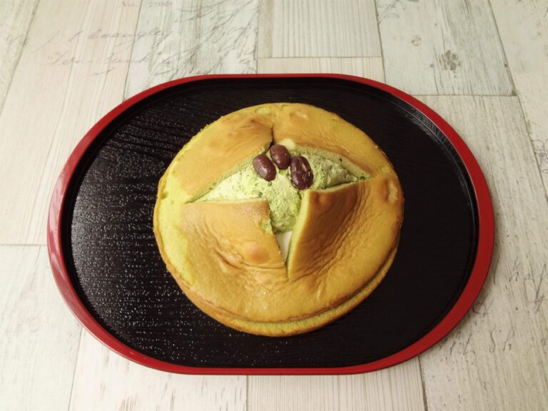【ファミマ】待望の…！新作ダブルクリームサンドは食べると幸せになれる美味しさだった