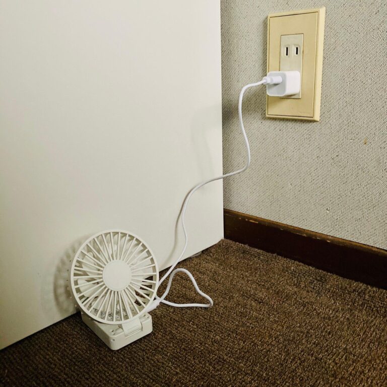 【無印良品】新作の充電式ハンディファンは1290円とは思えないほどの充実感！