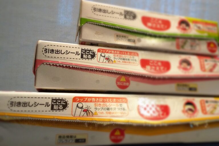 選び方で食べ物の劣化が早まるかも…⁉知らなきゃ損する”食品用ラップの違い”とは
