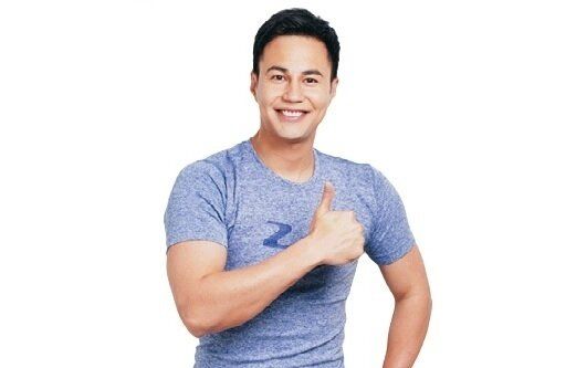 ユージさんの「オットはだまって筋肉家事」今月は料理で筋トレ！