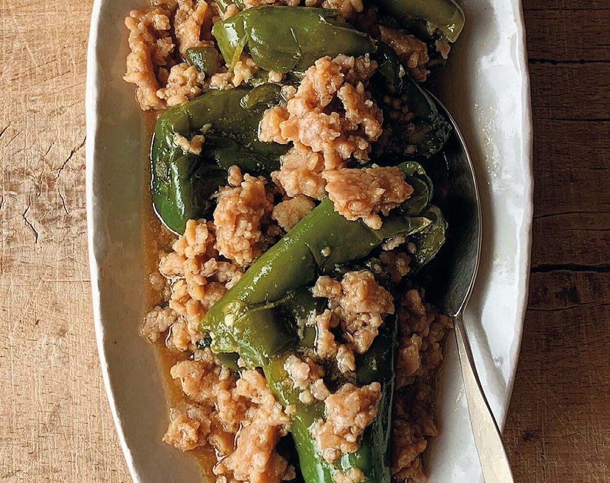 ひき肉のうまみと甘辛い煮汁が◎！鶏ひき肉とピーマンのそぼろ煮