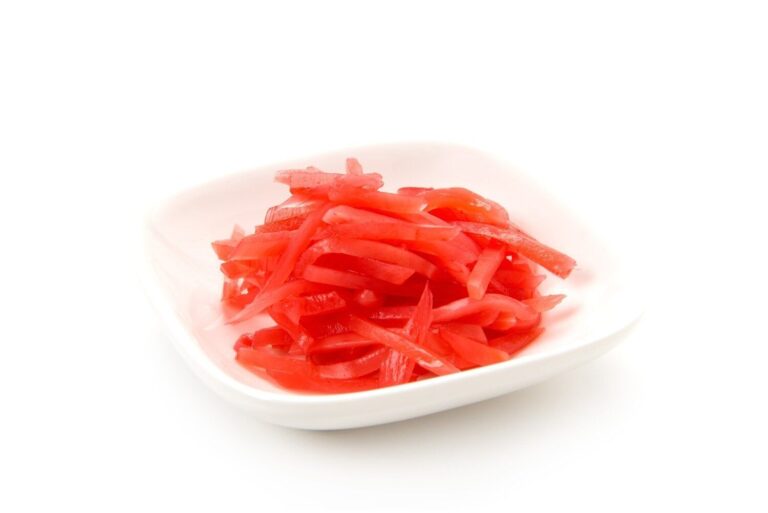 【管理栄養士監修】賞味期限切れの「紅生姜」は冷蔵保存でいつまで食べられる？