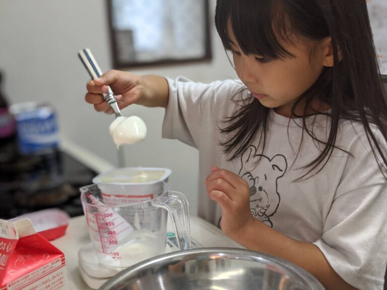 子どもと一緒に簡単美味しいラッシーの夏！