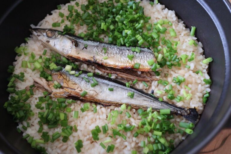 絶品！サンマの炊き込みご飯の簡単レシピ