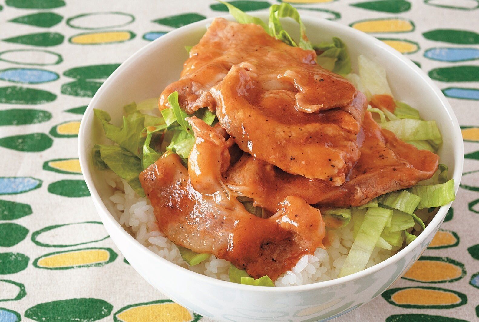 昼ごはんはレンチン一発勝負で！ケチャップ豚丼