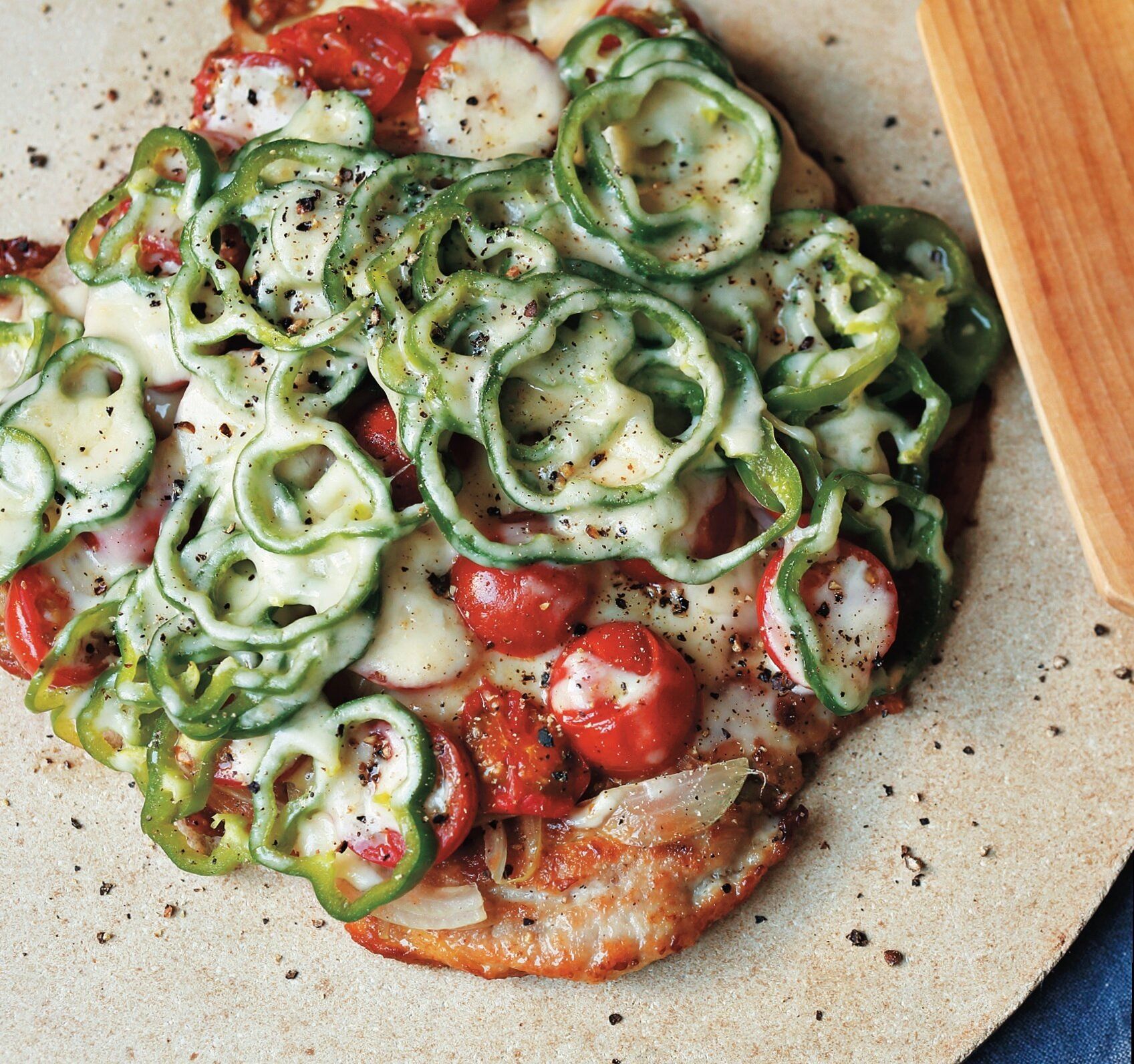 まさにピザ♪ピザ生地なしでできるピザ界の革命児！豚肉ピザ