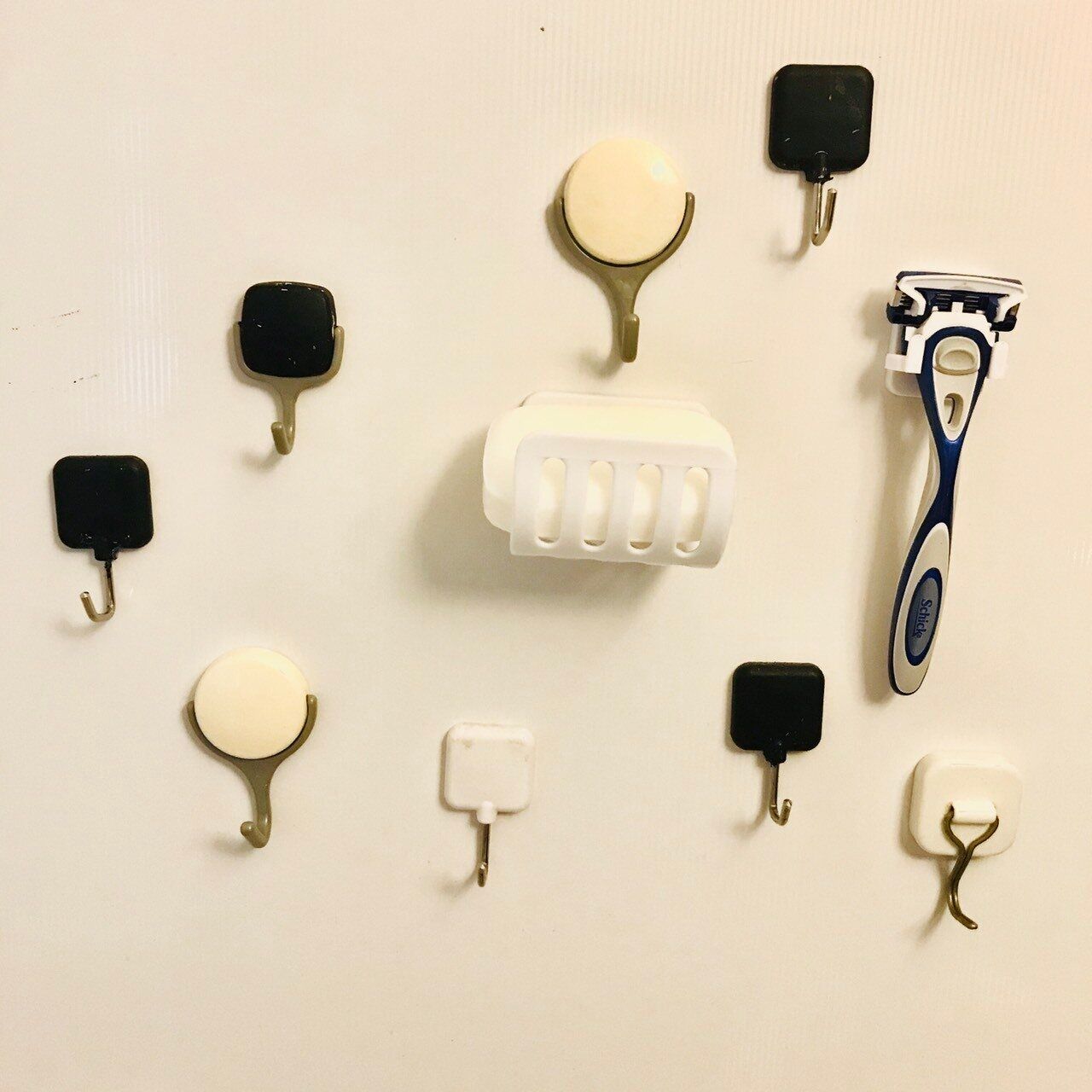 浴室で絶対やっちゃダメな○○とセリアのおすすめ浴室マグネット収納