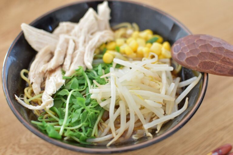 野菜のプロ直伝！市販のインスタント麺を”罪悪感ゼロ”で食べるコツ