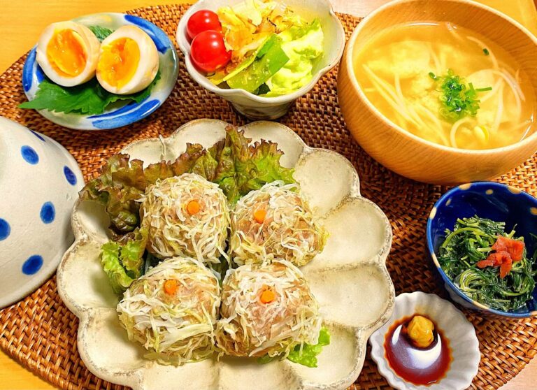 フライパンでできてめちゃ簡単！低糖質なキャベツ花シュウマイのレシピ