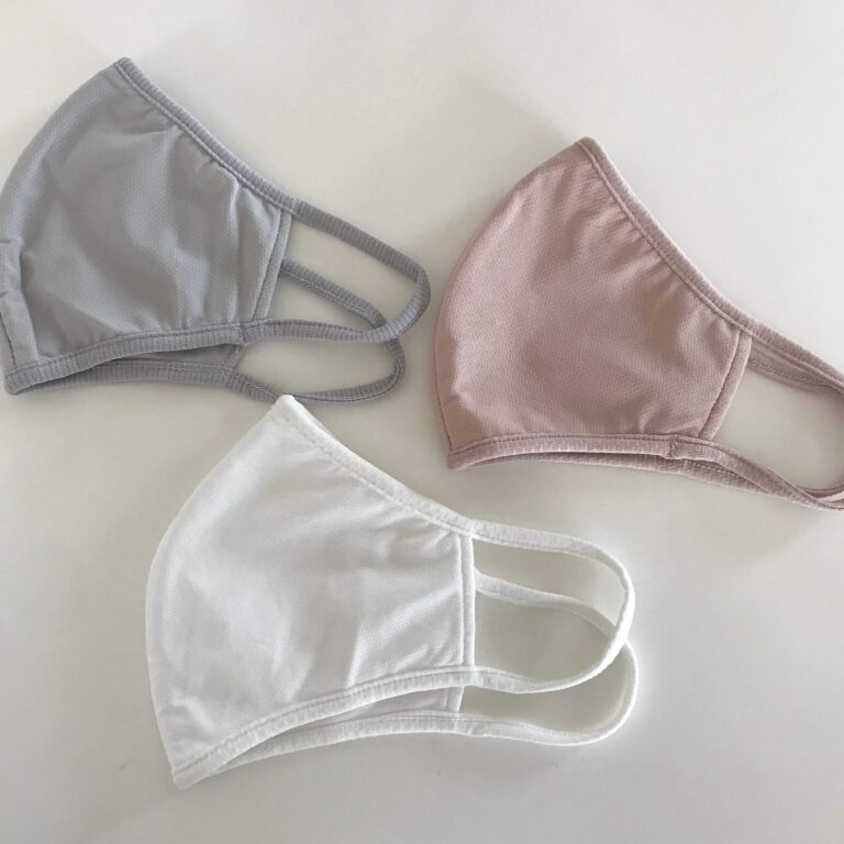 ユニクロのエアリズムマスクに新色続々登場！女性に一番おすすめしたい色は？